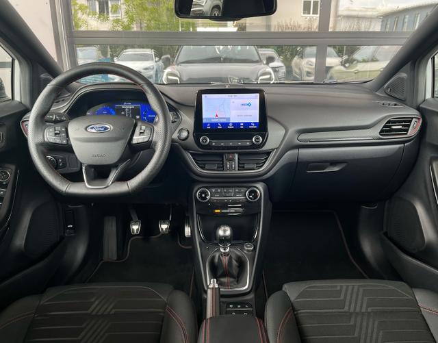 Innenraum Ford Puma ST-Line X 1.0 EcoBoost 155