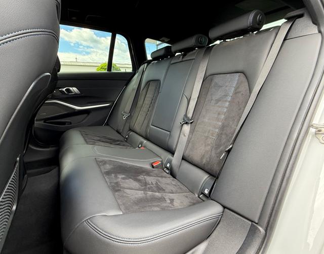 Rücksitzbank BMW 3er Touring 320 d Mild Hybrid xDrive M Sport