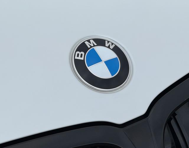 Logo BMW 3er Touring 320 d Mild Hybrid xDrive M Sport