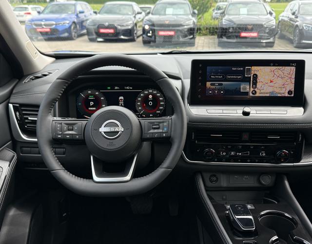 Innenraum Nissan X-Trail 2025 H9 Tekna + 7-SITZER