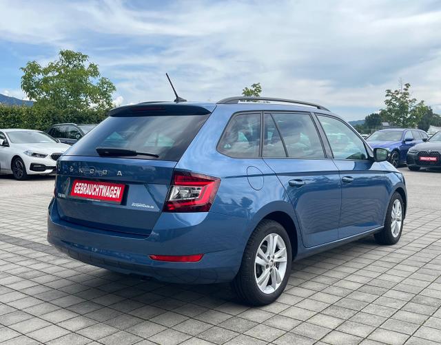 Hinten Skoda Fabia Combi STYLE 1.0 TSI OPF 95
