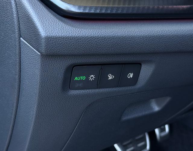 Lichtschalter Skoda Octavia Combi 2025 H5 RS