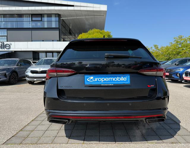 Heck Skoda Octavia Combi 2025 H5 RS