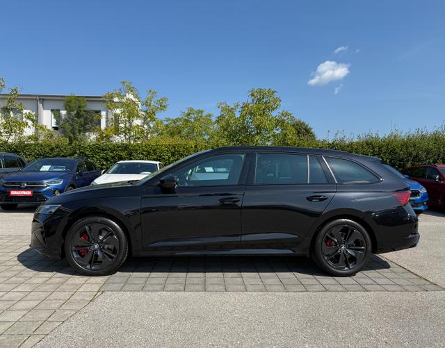 Fahrerseite Skoda Octavia Combi 2025 H5 RS