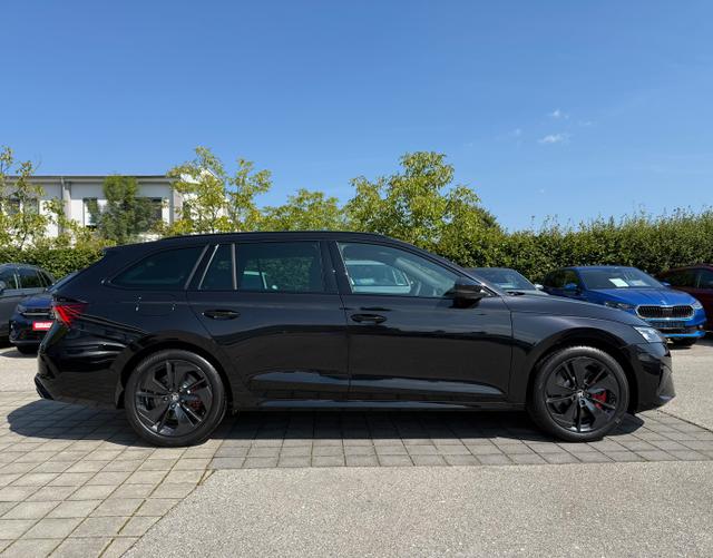 Beifahrerseite Skoda Octavia Combi 2025 H5 RS
