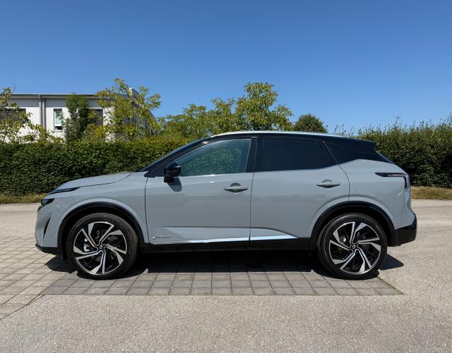 Fahrerseite Nissan Qashqai 2025 H9 Tekna+ 