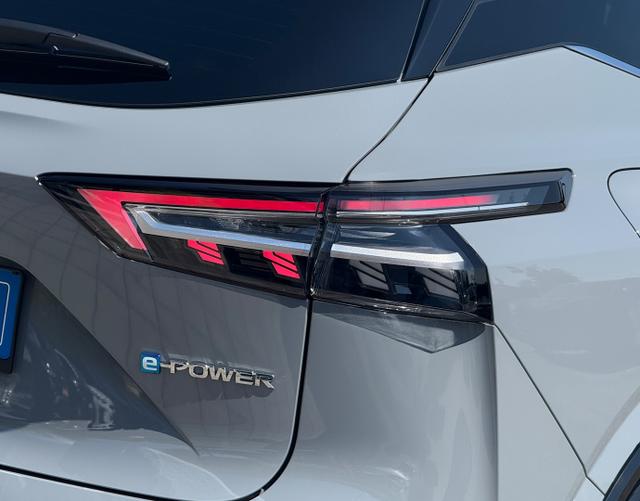 LED Rückleuchte Nissan Qashqai 2025 H9 Tekna+ 
