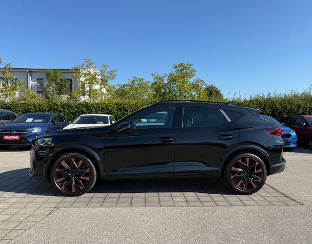 Fahrerseite Cupra Formentor VZ 2.0 TSI 333 DSG 4Drive