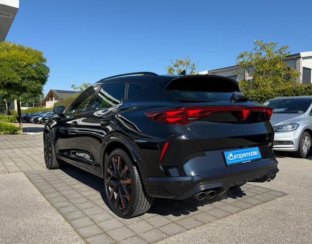 Hinten Cupra Formentor VZ 2.0 TSI 333 DSG 4Drive