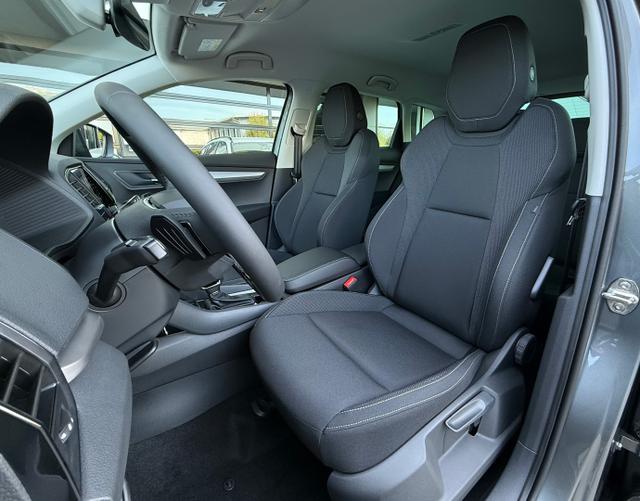 Skoda Karoq SELECTION 2025 1.5 TSI 110kW DSG