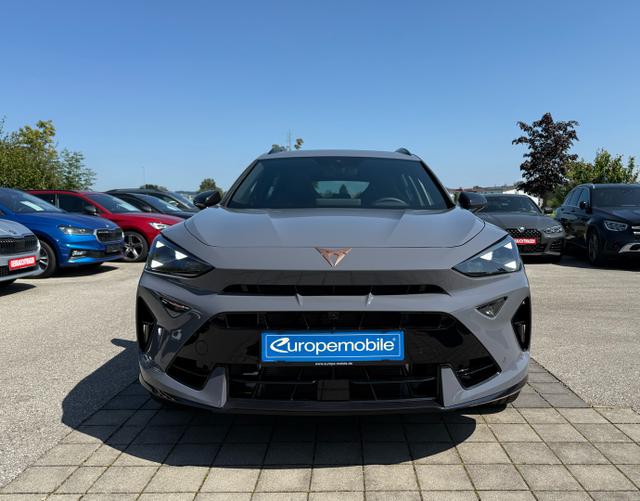 Vorne Cupra Formentor VZ 2.0 TSI 333 DSG 4Drive