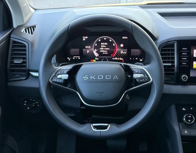 Lenkrad Skoda Karoq SELECTION 2025 1.5 TSI 110kW DSG
