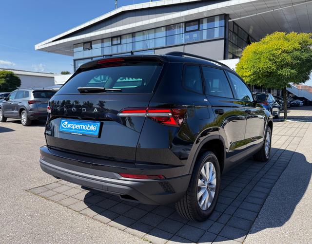 Hinten Skoda Karoq SELECTION 2025 1.5 TSI 110kW DSG
