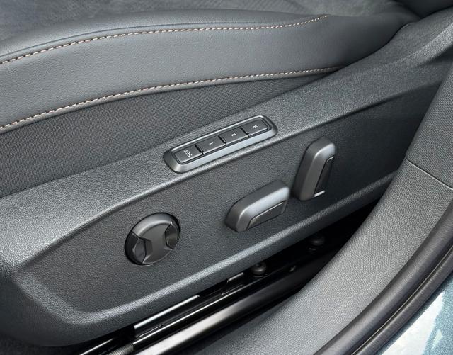 Vordersitze Polsterung Cupra Formentor VZ 2.0 TSI 333 DSG 4Drive