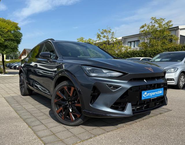 Vorne Cupra Formentor VZ 2.0 TSI 333 DSG 4Drive