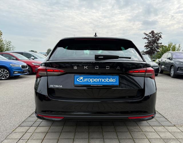 Heck Skoda Octavia Combi 2025 H14 SELECTION 1.5 TSI mHEV 110kW DSG