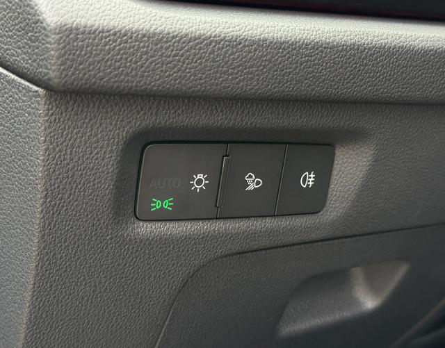 Lichtschalter Skoda Octavia Combi 2025 H4 RS 2.0 TSI 265 DSG