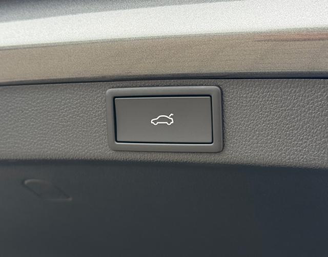 Kofferraum elektrisch Skoda Octavia Combi 2025 H4 RS 2.0 TSI 265 DSG