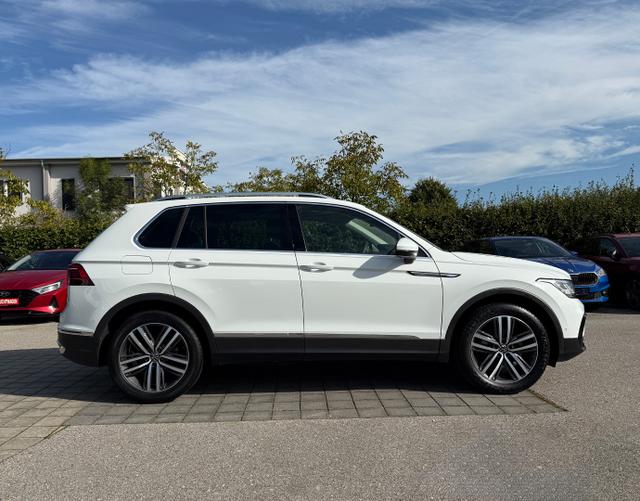 Beifahrerseite Volkswagen Tiguan Elegance 1.5 TSI EVO 150 DSG