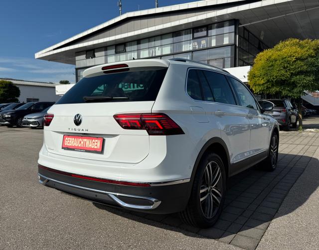 Hinten Volkswagen Tiguan Elegance 1.5 TSI EVO 150 DSG