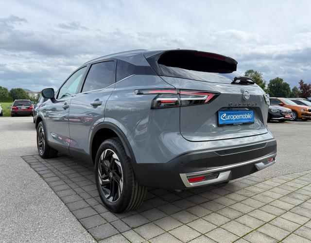 Hinten Nissan Qashqai 2025 H2 N-Connecta MHEV 158 Xtronic