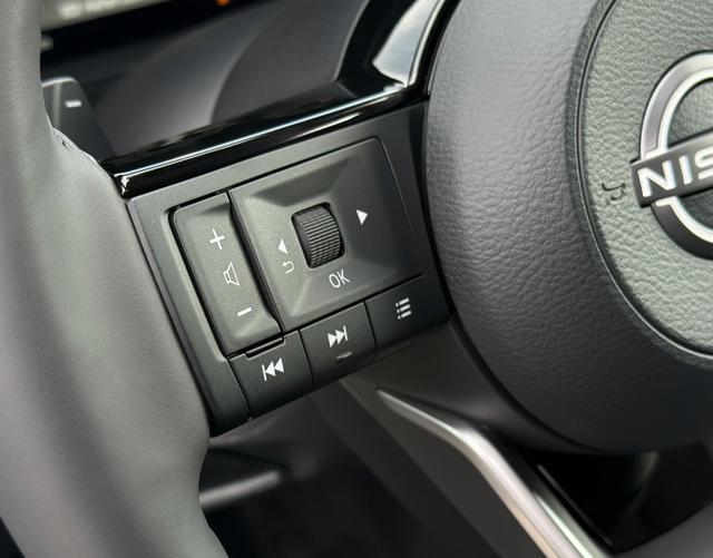 Multifunktionslenkrad Nissan Qashqai 2025 H2 N-Connecta MHEV 158 Xtronic