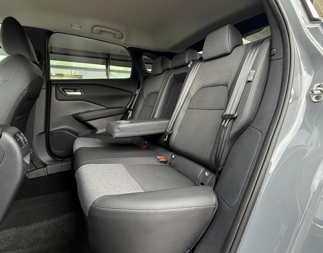 Rücksitzbank Nissan Qashqai 2025 H2 N-Connecta MHEV 158 Xtronic