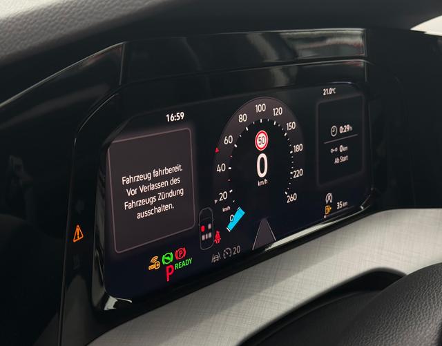 Digitales Cockpit Volkswagen Golf Variant 2025 1.5 eTSI ACT DSG MHEV