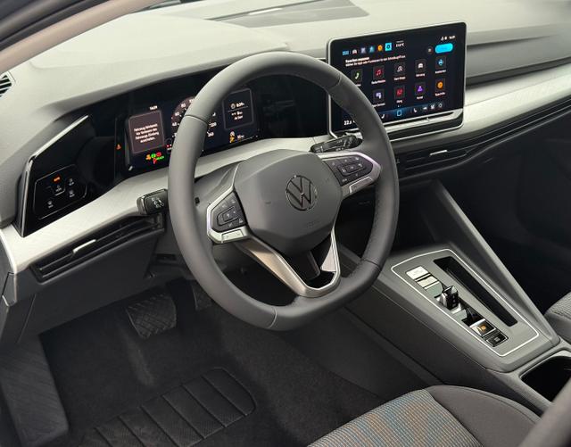 Interieur Volkswagen Golf Variant 2025 1.5 eTSI ACT DSG MHEV