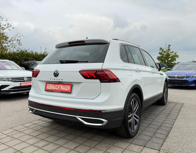 Hinten Volkswagen Tiguan Elegance 1.5 TSI EVO 150 DSG