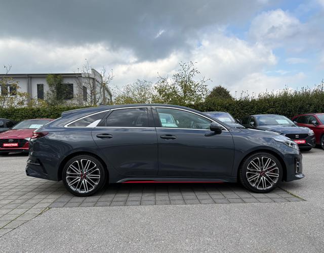 Beifahrerseite Kia ProCeed pro_cee'd GT