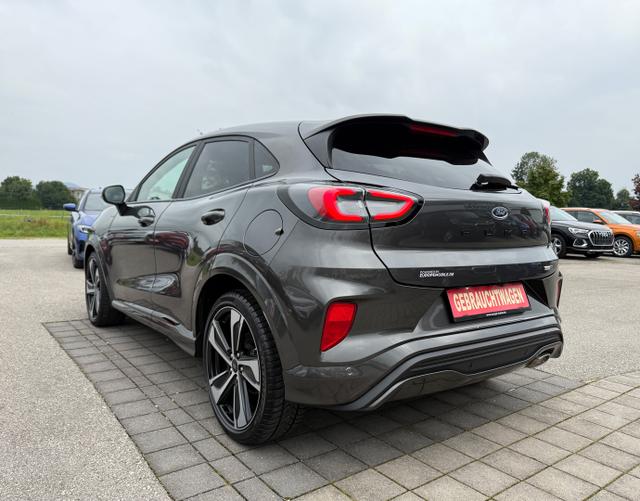 Hinten Ford Puma ST-Line X 1.0 EcoBoost 155 Hybrid