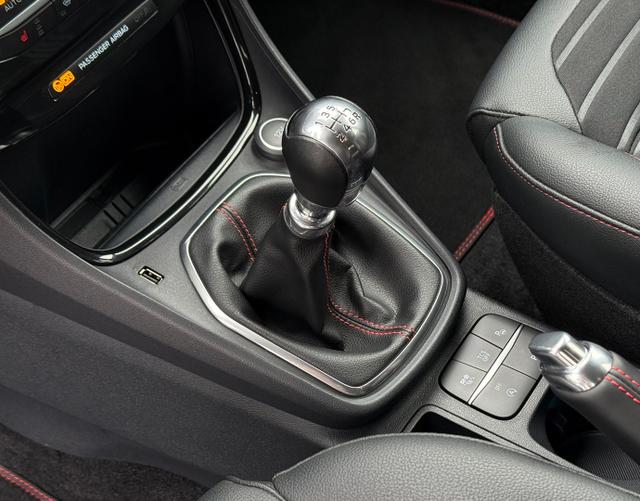 Schaltgetriebe Ford Puma ST-Line X 1.0 EcoBoost 155 Hybrid