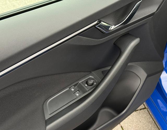 Fahrertür Highlights Skoda Scala 2026 H5 ESSENCE 5J.GARANTIE 1.0 TSI 70kW