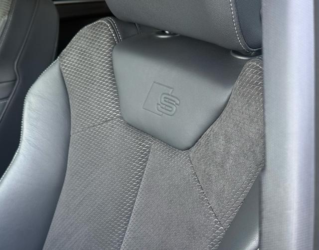 Vordersitze Polsterung Audi Q3 advanced 35 TFSI S tronic