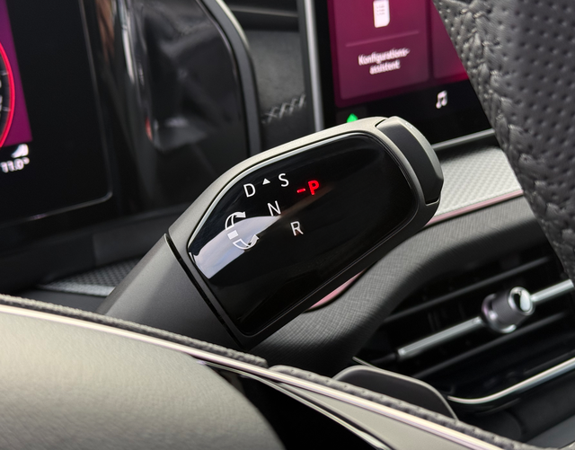 Automatikgetriebe Skoda Kodiaq 2026 H3 SPORTLINE 130 KOMFORT 2.0 TDI 142kW DSG 4x4