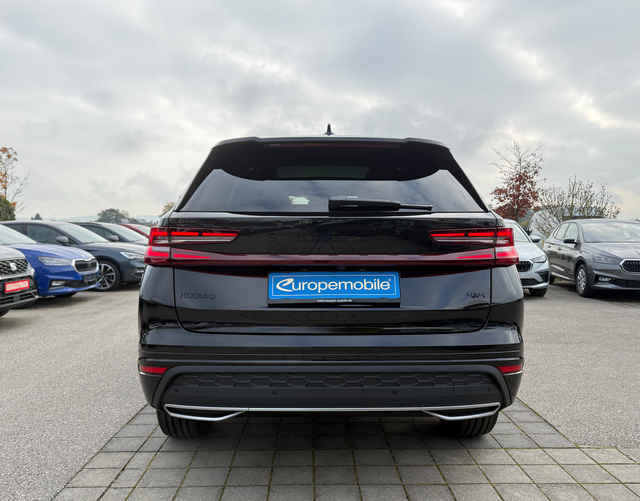 Heck Skoda Kodiaq 2026 H3 SPORTLINE 130 KOMFORT 2.0 TDI 142kW DSG 4x4