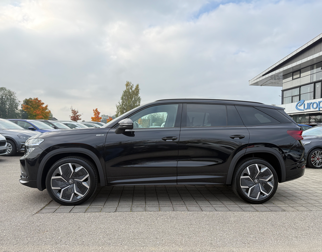 Fahrerseite Skoda Kodiaq 2026 H3 SPORTLINE 130 KOMFORT 2.0 TDI 142kW DSG 4x4