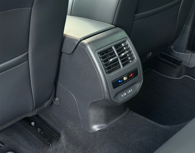 Klimaanlage hinten Cupra Formentor 1.5 TSI 150 PS DSG