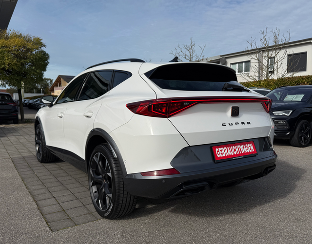 Hinten Cupra Formentor 1.5 TSI 150 PS DSG