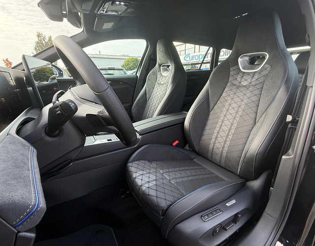 Vordersitze Polsterung Volkswagen Passat Variant 2026 R-Line 2.0 TDI SCR 4MOTION 193 DSG