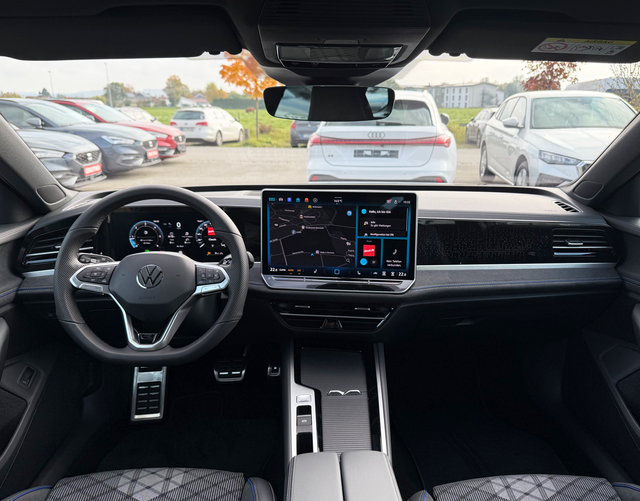 Innenraum Volkswagen Passat Variant 2026 R-Line 2.0 TDI SCR 4MOTION 193 DSG