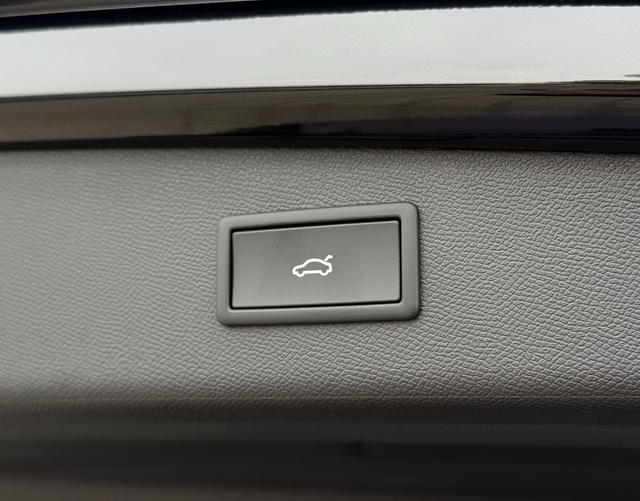 Kofferraum elektrisch Cupra Leon Sportstourer VZ 2.0 TSI 245 kW DSG 4DRIVE