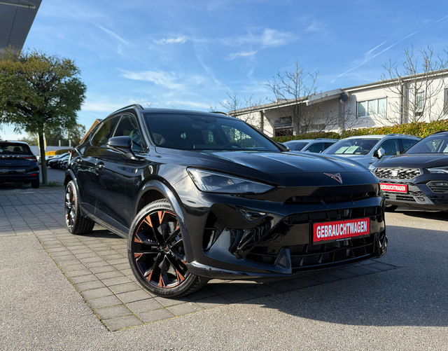 Vorne Cupra Formentor VZ 2.0 TSI 333 DSG