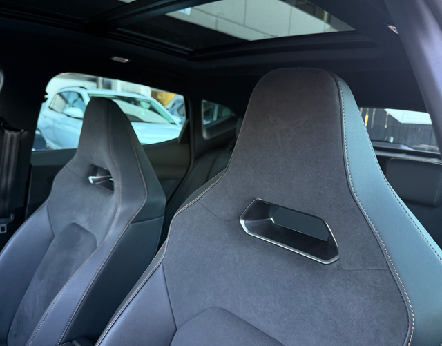 Vordersitze Polsterung Cupra Formentor VZ 2.0 TSI 333 DSG