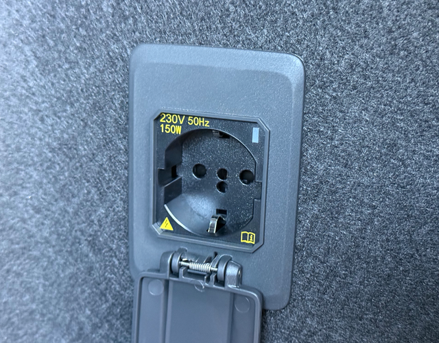 Kofferraum Steckdose Cupra Formentor VZ 2.0 TSI 333 DSG