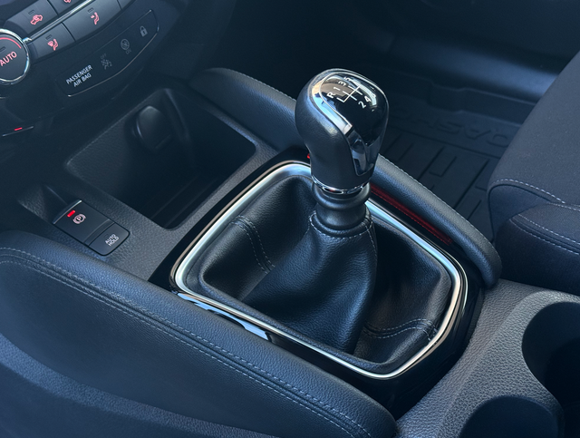 Schaltgetriebe Nissan Qashqai N-Connecta 1.3 DIG-T Gebrauchwagen