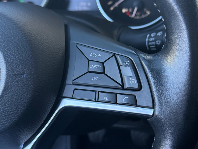 Multifunktionslenkrad Nissan Qashqai N-Connecta 1.3 DIG-T Gebrauchwagen