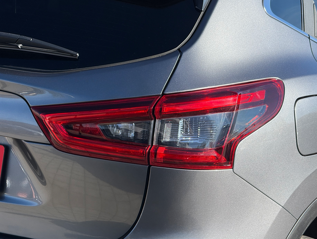 R&uuml;ckleuchte Nissan Qashqai N-Connecta 1.3 DIG-T Gebrauchwagen