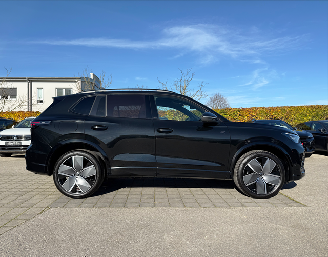 Beifahrerseite Volkswagen Tiguan 2026 H3 R-LINE 2.0 TDI SCR 193 DSG 4MOTION